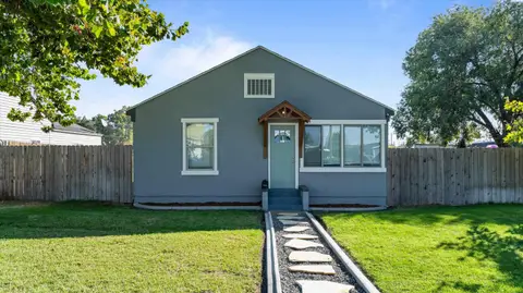 Photo of 215 N 12th Ave