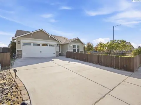 Photo of 6914 Yellowstone Dr