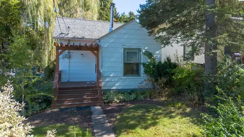 Photo of 340 SE High Street
