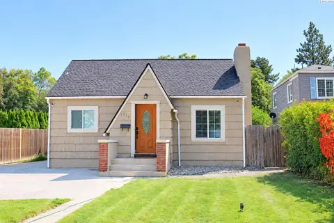 Photo of 1315 W Kennewick Ave