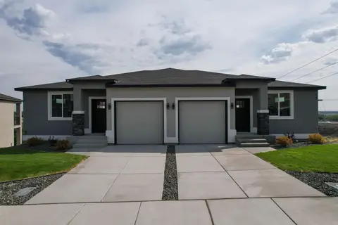 Photo of 835 Rio Vista Loop