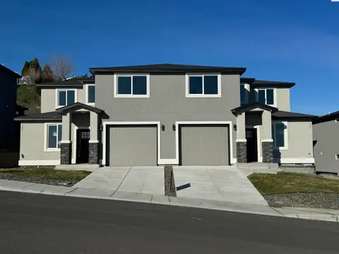 Photo of 838 Rio Vista Loop