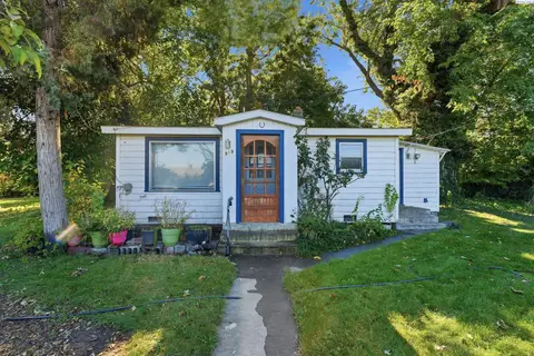 Photo of 919 W Canal Drive