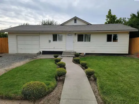 Photo of 910 N 5th St