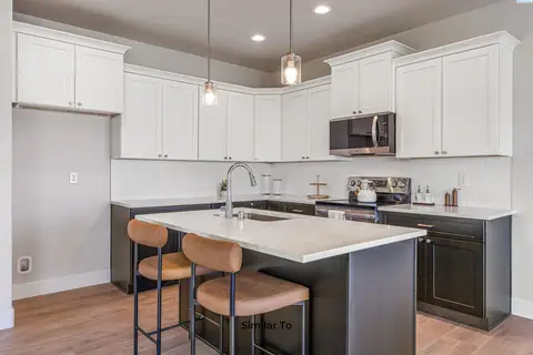 Photo of 7686 Grapevine Ct