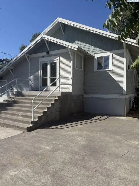 Photo of 17 N Ione Street