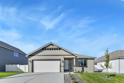 Photo of 722 Honeylicious St