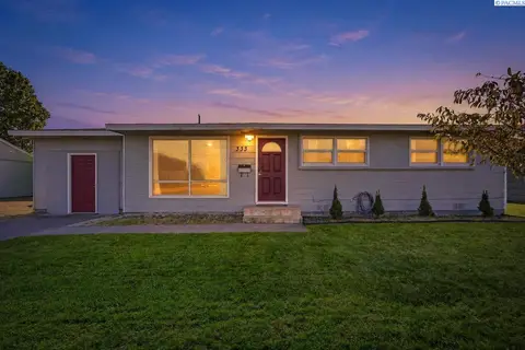 Photo of 333 W 10th Ave