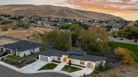 Photo of 736 Mara Loop