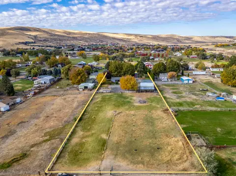 Photo of 27405 S 855th PR SE